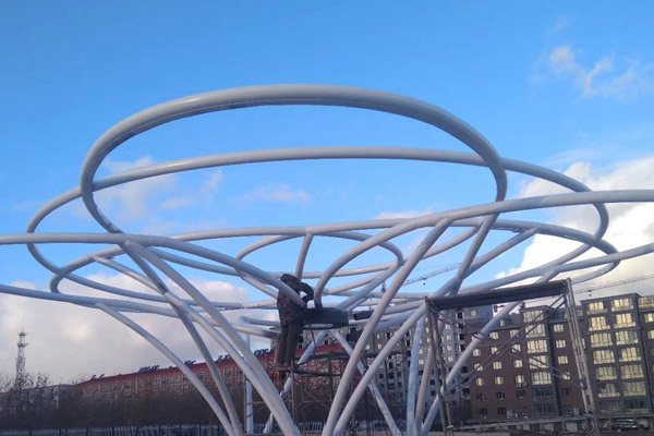 成都异形钢结构的搭建要素：创新设计，构筑未来建筑之美